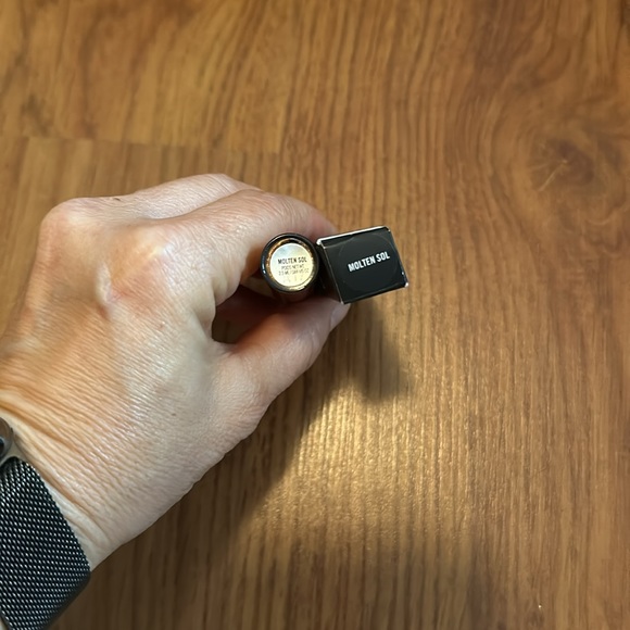 MAC Cosmetics Liquid Last Liner in Molten Sol.  Rare!  Unused with box. - Picture 3 of 3